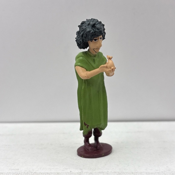ENCANTO Bruno Figure DISNEY Movie PVC TOY Bruno Madrigal 2.75” Tall Cake Topper - Picture 1 of 7